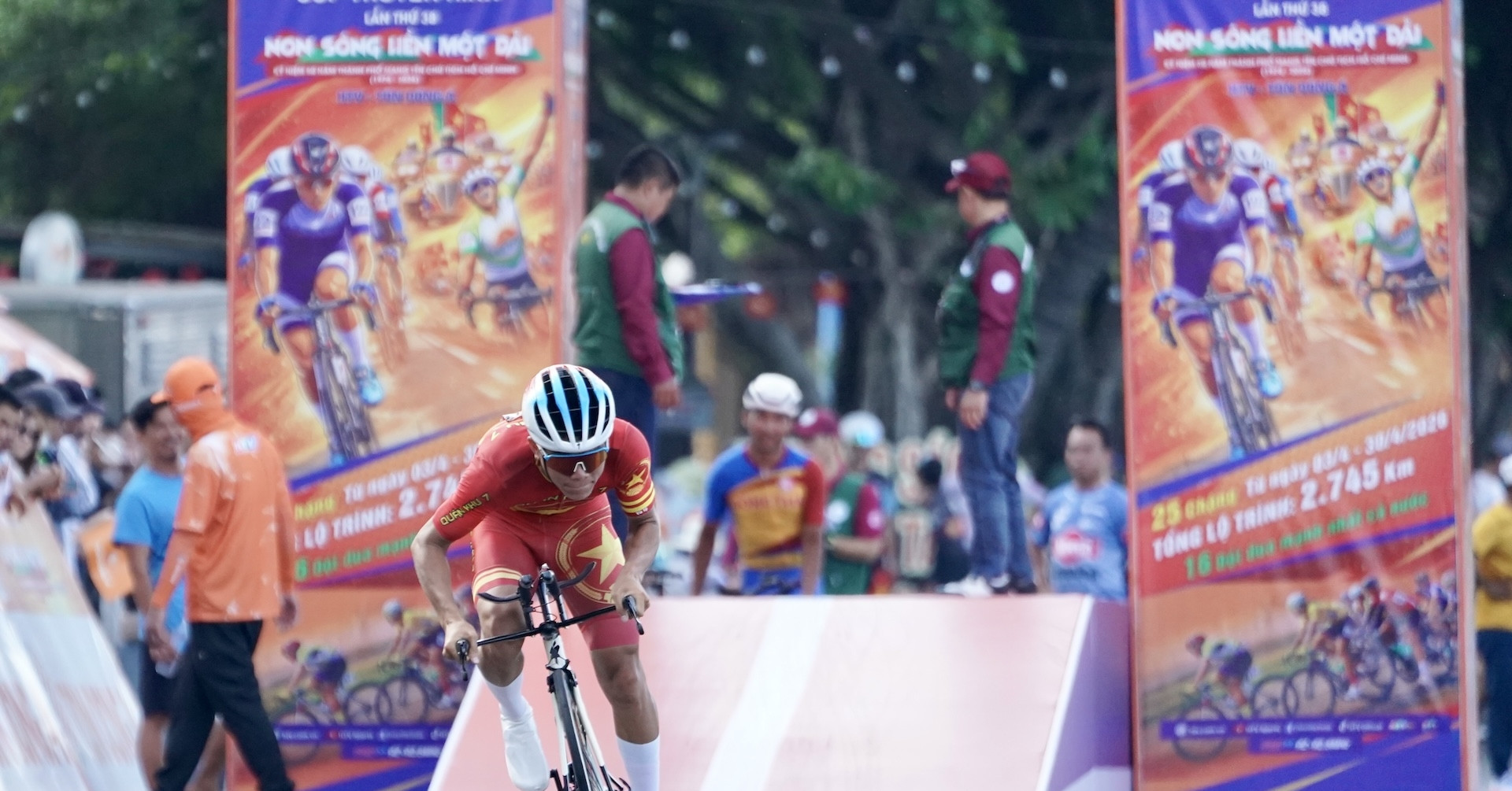 sergei kulikov thang chang ca nhan tinh gio giai xe dap cup truyen hinh 1349