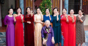 sinh nhat tuoi 90 cu ba o ninh binh cam hop vang tang 5 con dau 4 con gai 1172