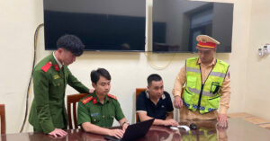 tai xe vi pham nong do con thong chot tong xe csgt o quang ninh 59