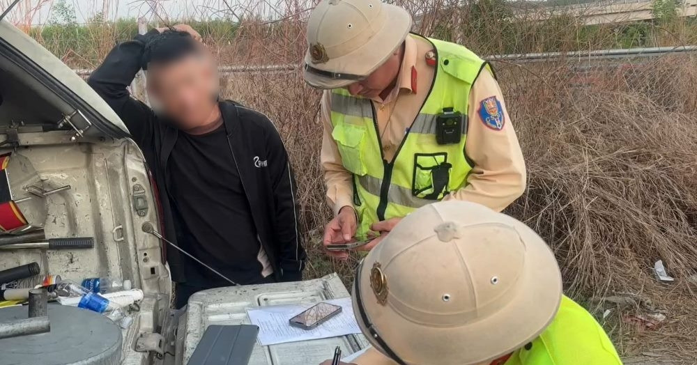 tai xe xe ben bi phat vi loi nhieu nguoi hay mac phai khi chay tren cao toc 2154