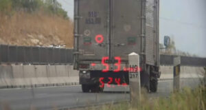 tai xe xe tai chay rua bo tren cao toc csgt phat hien them vi pham bat ngo 1204