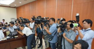 tam dung thuc hien de an thanh lap bao va phat thanh truyen hinh tphcm 2454