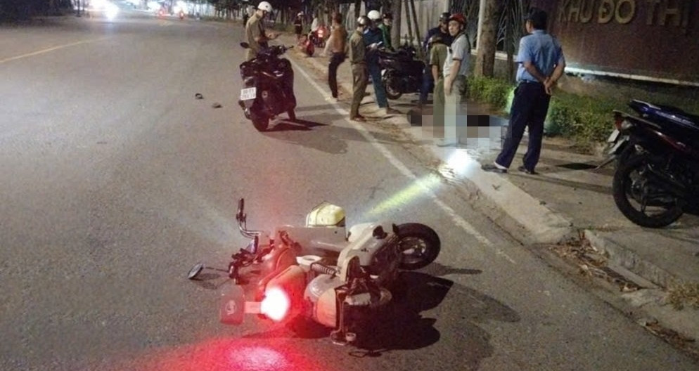 tam giu hinh su nhom thanh nien sat hai dong huong lam chung cong ty o tphcm 357