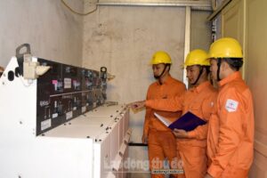 Nghị quyết 79: Phát huy vai trò chủ đạo của kinh tế nhà nước trong giai đoạn mới 1 tap doan dien luc lai gan 700 ty dong trong nam 2018 1
