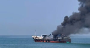 tau cho dau boc chay du doi o vung bien lam dong 3 tho han gap nan 1655