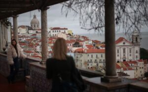 10 thành phố đáng sống nhất thế giới dành cho người nước ngoài năm 2026 2 thanh pho Lisbon thanh pho Bo Dao Nha thanh pho chau Au do thi duyen hai nha cua chau Au ven bie