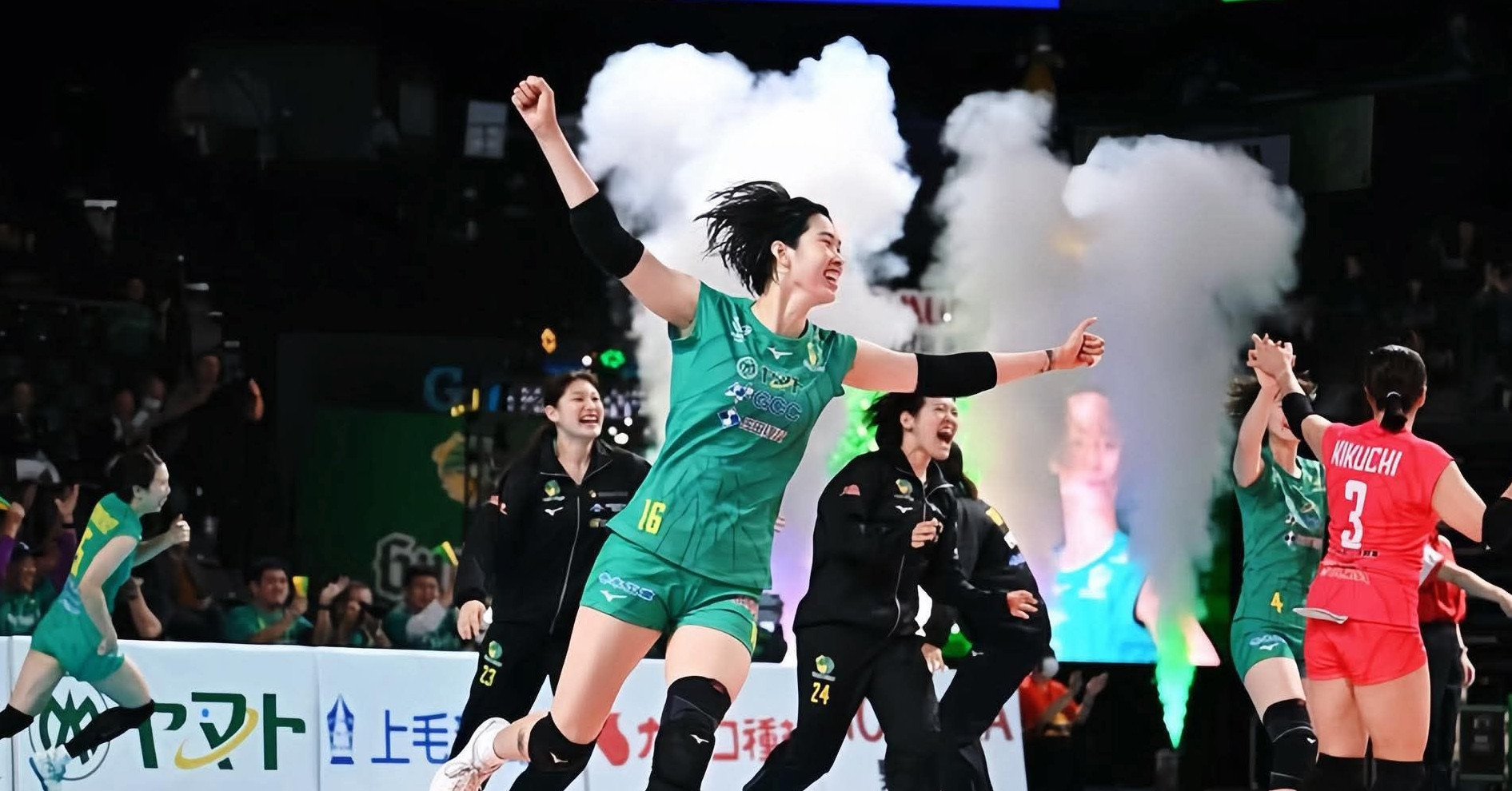 thanh thuy doi bong gunma green wings thua dang tiec 1355