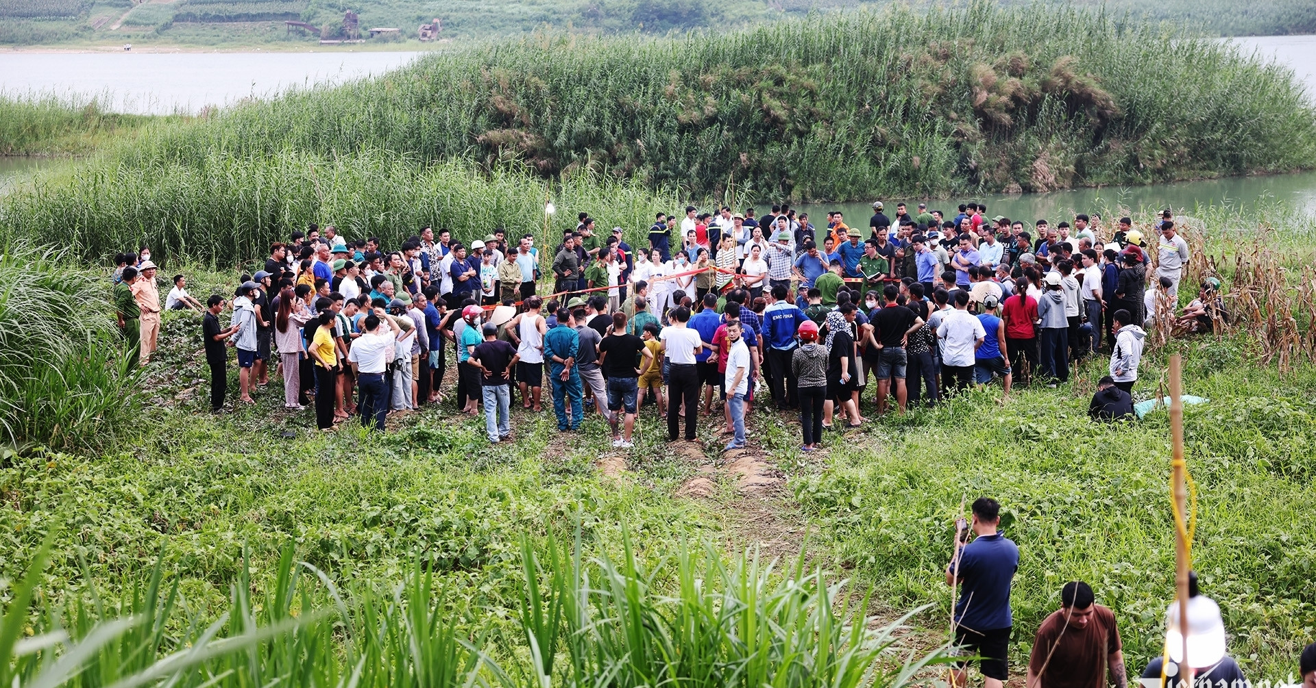thay hieu truong nghen ngao khong noi len loi vu 5 nam sinh tu vong o phu tho 561