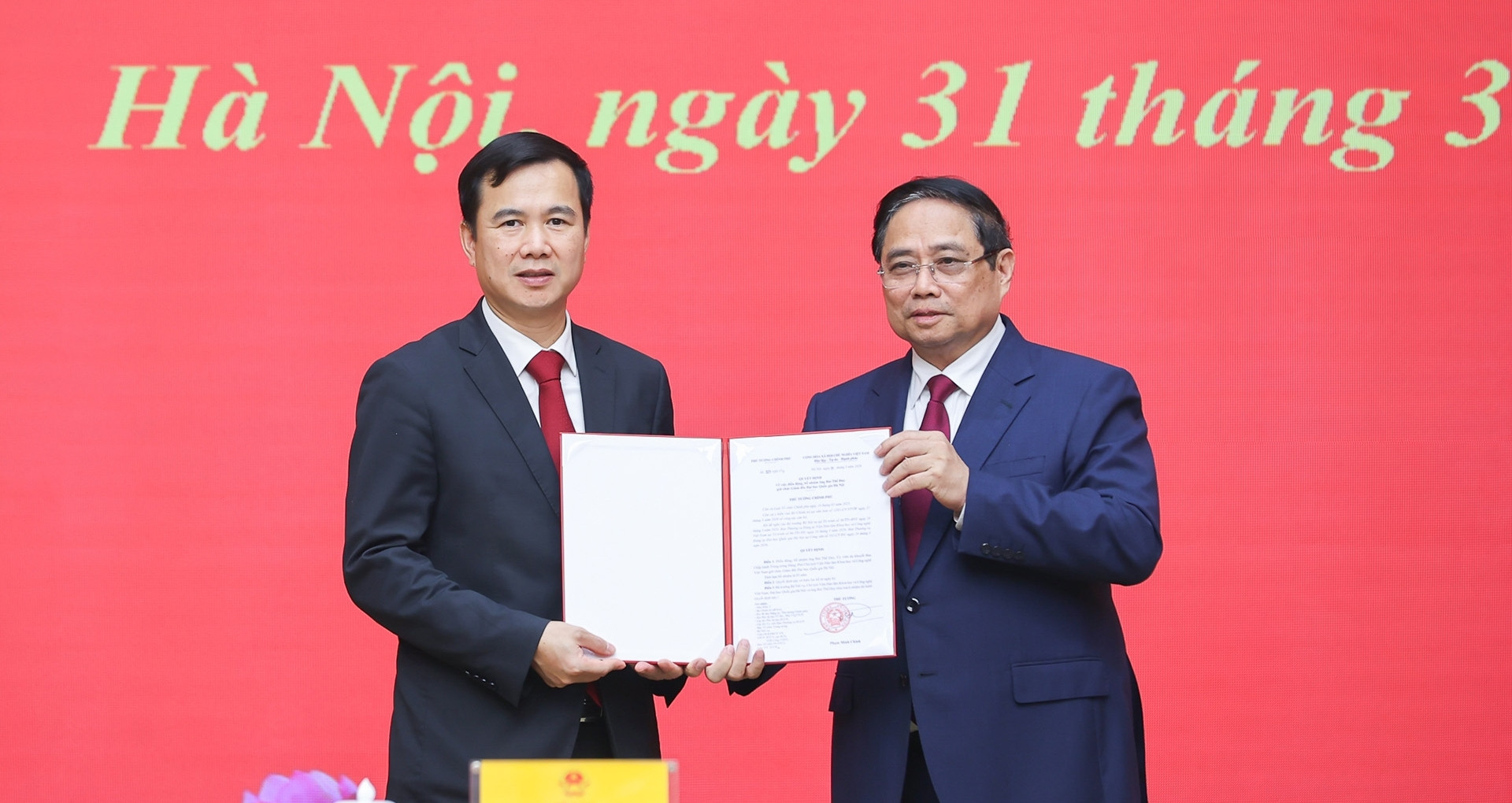 thu tuong pham minh chinh trao quyet dinh bo nhiem cho ong bui the duy 1439