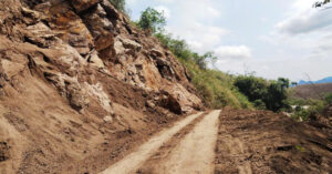 thuc hu viec nguoi dan bi thu phi khi di vong tranh sat lo 2341