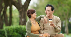 Thue 4 Nguoi Giup Viec Trong Nua Nam Vo Chong Toi Nhan Ra Luong Huu Cao Khong Mua Duoc Binh Yen 962D