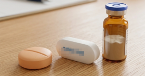 thuoc khang sinh 177429404678318573855 37 0 677 1024 crop 17742940849112021916798