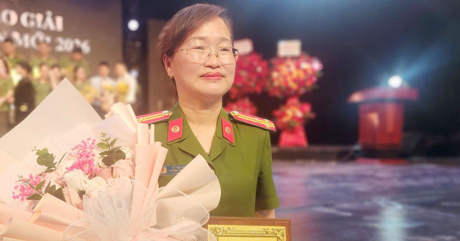 thuong ta ly thi cung gianh giai dac biet cuoc thi tho 1615