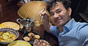 tien si anh tho tre dep tuoi 50 cuc truong xuan bac khoe mam com dam bac 2220