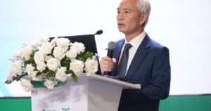 tien si bac si mai van dien giam doc benh vien an sinh phat bieu tai khai mac hoi nghi anh bvcc 1778