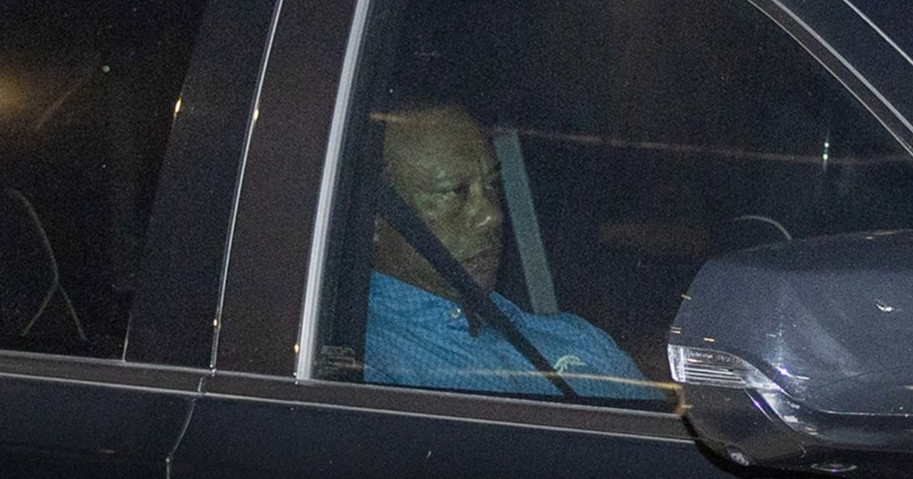 tiger woods duoc tai ngoai nha vo dich can su giup do 106