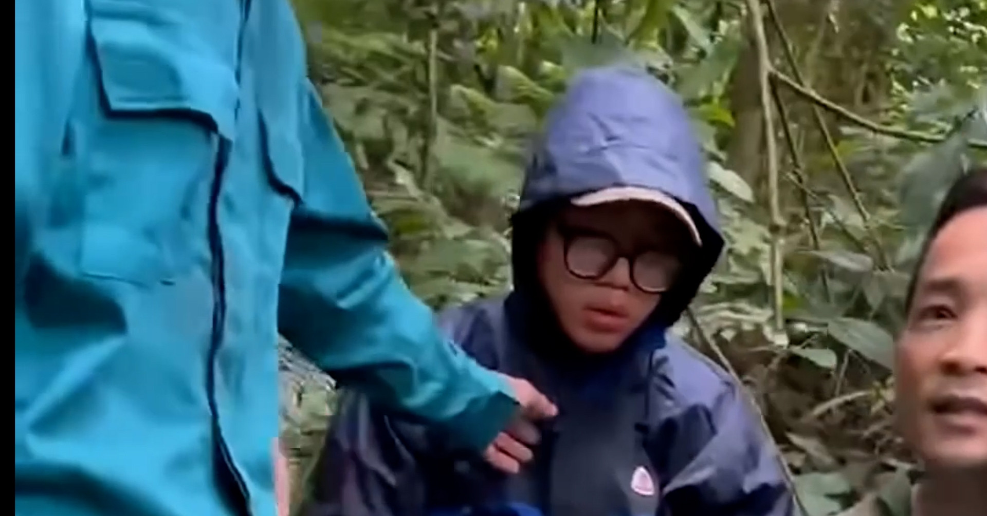 tim thay nam sinh vien mat tich khi leo nui tam dao 133