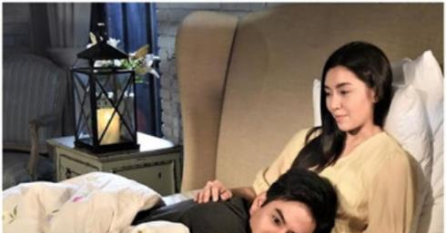 tinh co cham mat nguoi yeu cu sau 5 nam cau noi cua anh khien toi nam om chong ma long day song 943