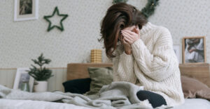 tinh cu cua chong dang anh than mat ke chuyen song thu khien vo gian run nguoi 617514ec341d423593ee7