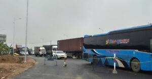 to chuc lai giao thong tai cua ngo phia bac ha noi khong chu y de vi pham 920