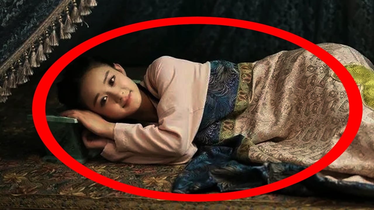 To Tien Noi Khi Ngu Chan Khong De Huong Tay Dau Khong Quay Huong Dong Vi Sao The 153921