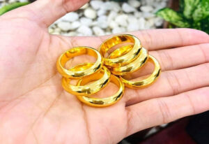 Toi Mua Duoc 5 Chi Vang Bang Tien Lam Them Xuyen Tet 3 Nam A64460Abc0134734B5Ddd479Cfdb47D0 397