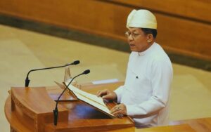 Tân Tổng thống Myanmar muốn bình thường hóa quan hệ ASEAN 1 tong thong Myanmar Min Aung Hlaing phat bieu trong le nham chuc tong thong Myanmar nham chuc 10 4 2