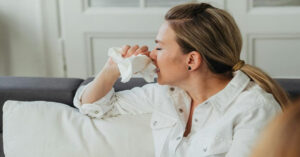 tranh tien phung dieu anh em khoc oa khi doc manh giay me de lai luc lam chung db2bde760db54a6b963b5