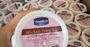 Triệt phá 'công xưởng' kem trộn gắn mác Mỹ, Thái Lan quy mô lớn ở TPHCM 1 triet pha cong xuong kem tron gan mac my thai lan quy mo lon o tphcm 2496