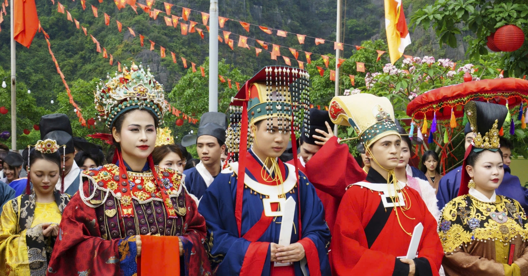 trinh dien co phuc vuong trieu nha tran o ninh binh 1483