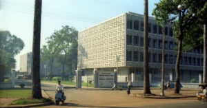 Truong Dai Hoc Nao Lau Doi Nhat Mien Nam 1795