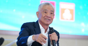 Tu Nguoi Ban Kem Dao Den Tien Si So Huu 700 Sang Che Thu Hang Tram Trieu Usd 1114