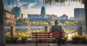 tuoi gia an nhan cua cu ong song mot minh luong huu dang tin hon con cai 3aa08d89f7cb4cea8e90d4896bf