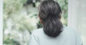 tuoi gia co tien nhung khong binh yen cu ba bat khoc khi 3 con tranh nhau don ve nuoi ee7d7b83d5814a