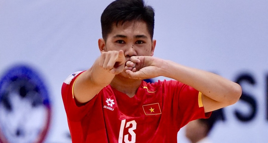 tuyen futsal viet nam thang dam myanmar tran ra quan 2465