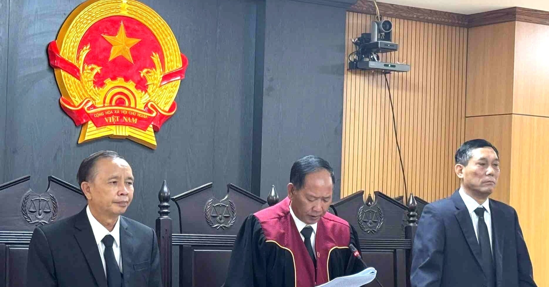 tuyen phat nguyen dinh thang 11 nam tu ve toi khung bo 1000