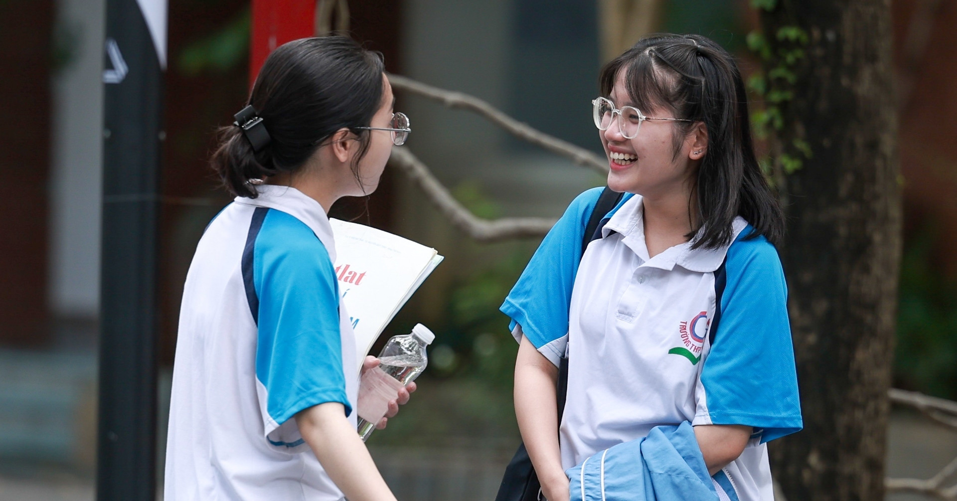 tuyen sinh dai hoc nam 2026 xet hoc ba bat buoc co mon toan hoac ngu van 1666