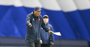 Tuyen Viet Nam Bai Toan Kho Nhat Cua Hlv Kim Sang Sik 2316