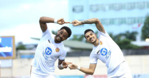 tuyen viet nam cho cap doi hoan hao xuan son va hoang hen 2535