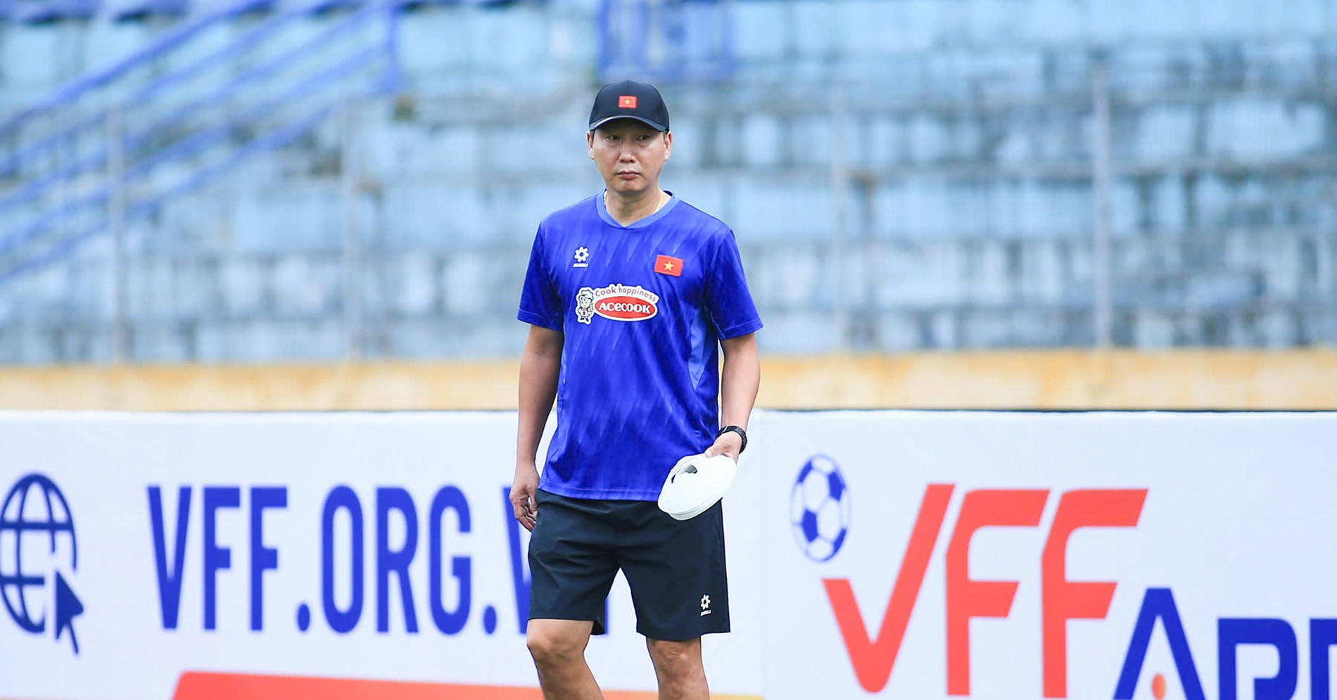 tuyen viet nam dau bangladesh phep thu va loi chung minh cua hlv kim sang sik 3302