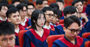 ty le tot nghiep xuat sac tai dai hoc bach khoa ha noi thuong dao dong 3 5 757