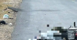 va cham voi xe dau keo tren quoc lo hai nguoi di xe may tu vong tai cho 2027