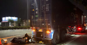 va cham xe dau keo dung tren duong cam nguoi dan ong tu vong 419