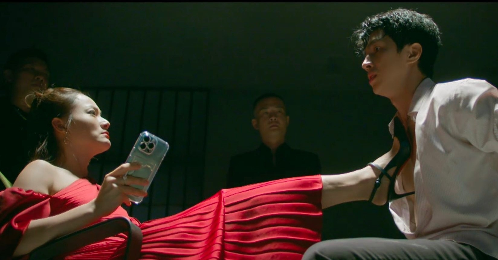 vai dien me trai quai dan cua dien vien lan phuong 229