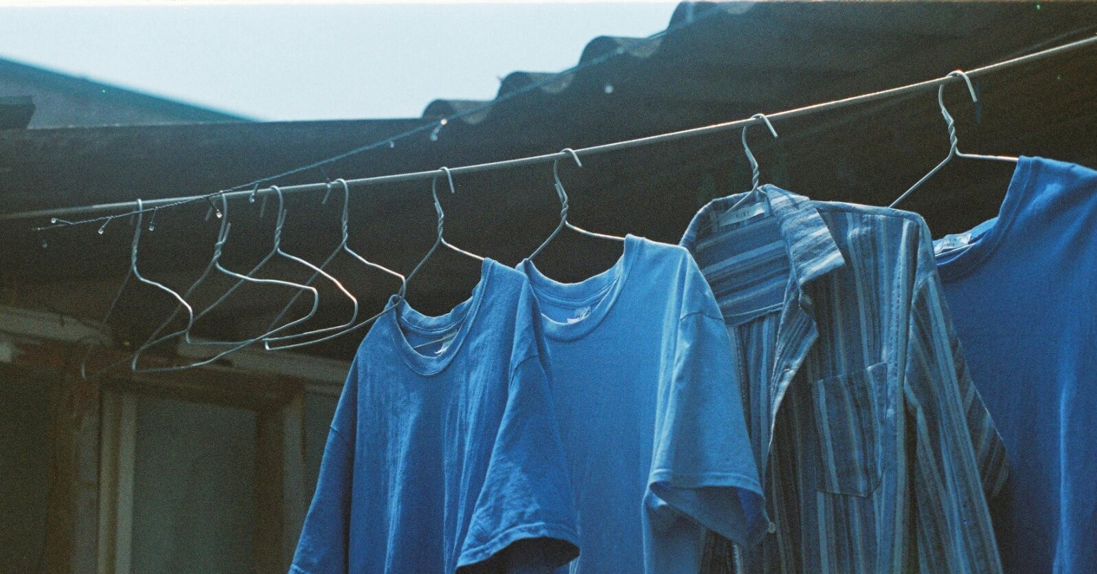 vi sao nguoi xua dan khong phoi quan ao ngoai san dem 467