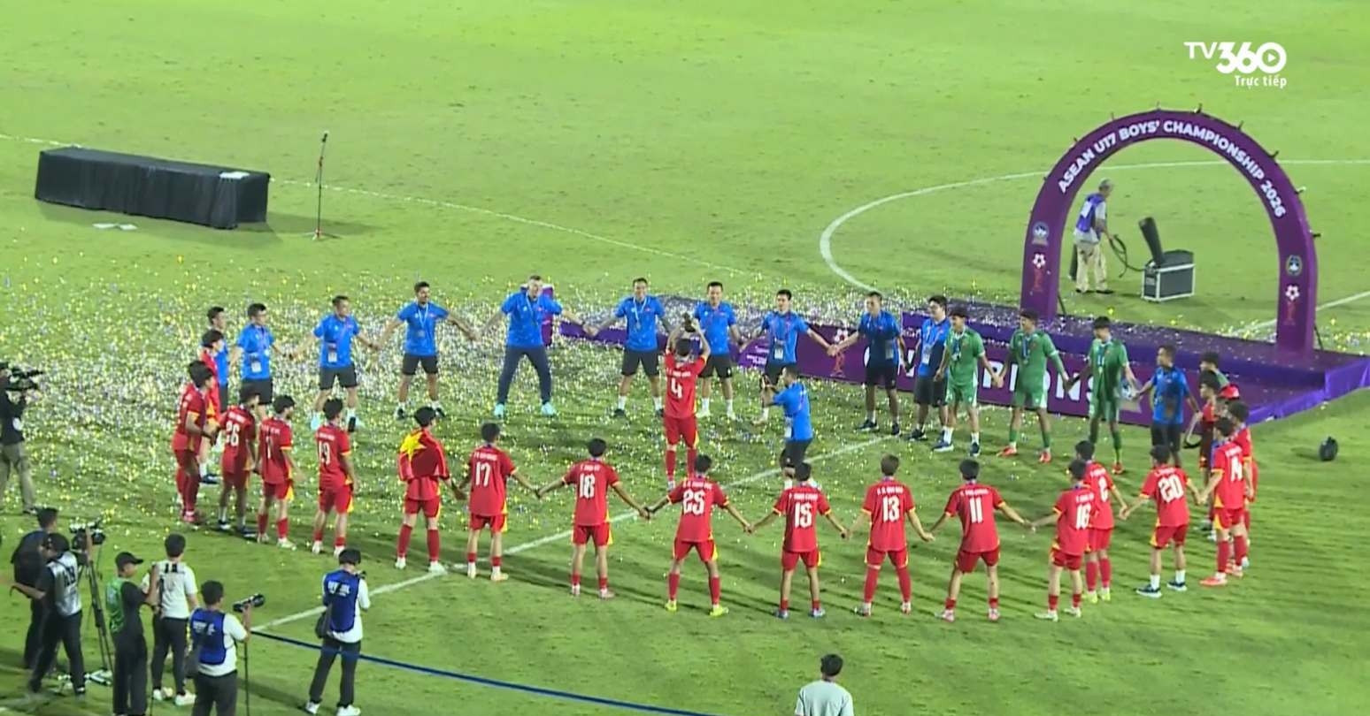 video khoanh khac u17 viet nam an mung chuc vo dich lich su 3730