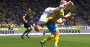 Video San Co Va Nhung Man Tau Hai Bat Dac Di 1832