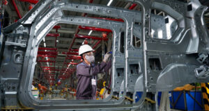 Vingroup Bat Ngo Tuyen Bo Nhay Sang Linh Vuc San Xuat Thep 2599