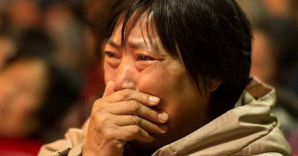 Vo Chong Nghi Huu Duoc Con Trai Tang Nha Nhung Khi Den Noi Thi Chet Lang Cf9Ca7F3C4Ed404597F22Baf768