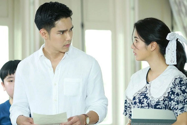 Vo Cu Gui Qua Sinh Nhat Cho Con Trai Chong Dung Dung Noi Gian Doi Tra Lai B8F20652E0B74Ab9A88D2F926C